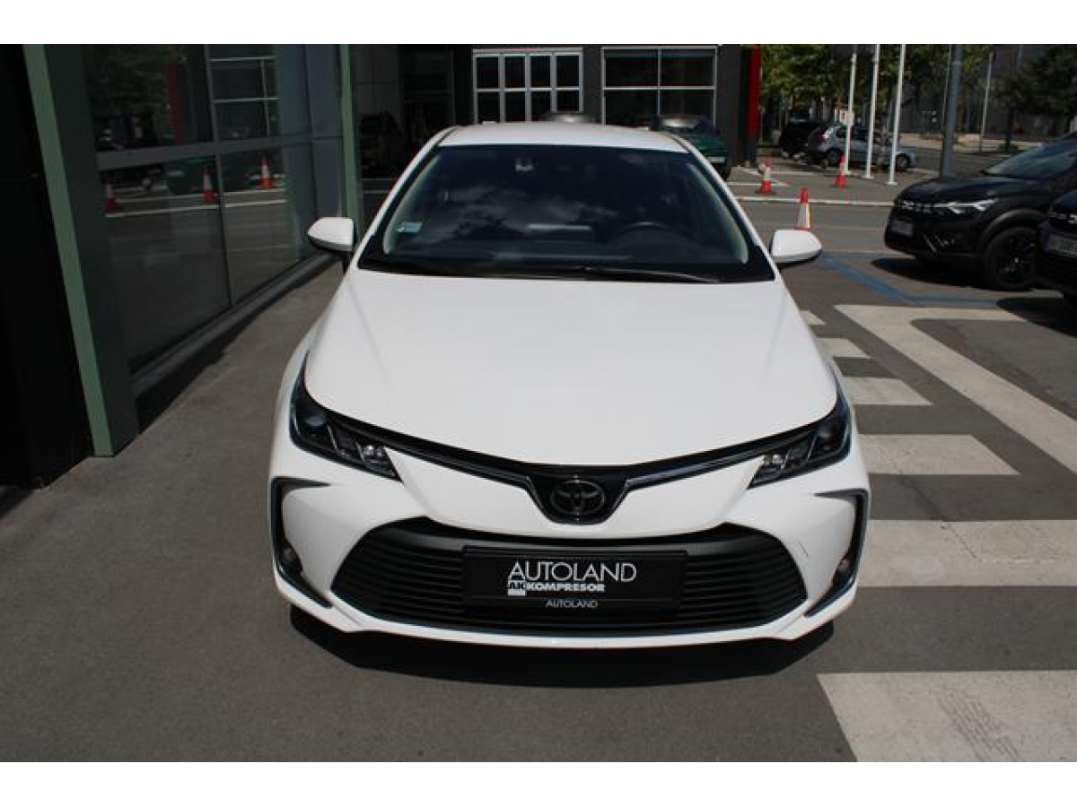 Toyota Corolla 1.5 LUNA 