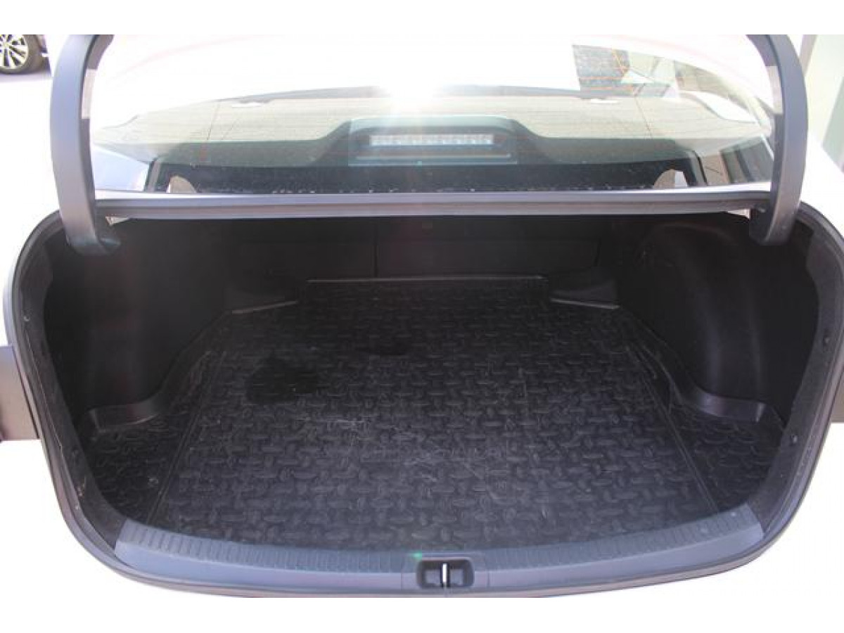 Toyota Corolla 1.5 LUNA 