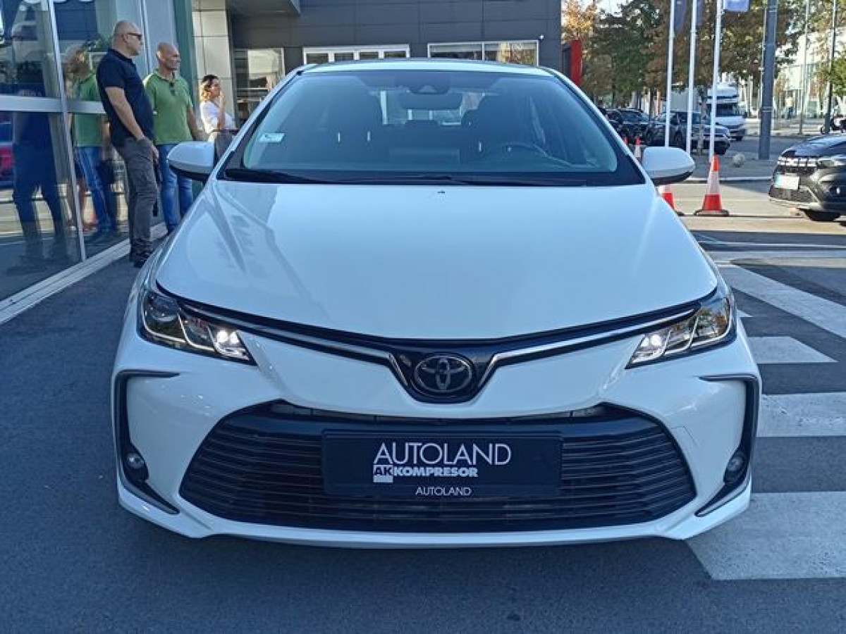 Toyota Corolla 1.5 Luna AUT