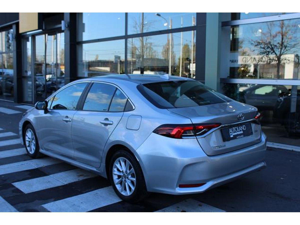 Toyota Corolla 1.5 Luna 