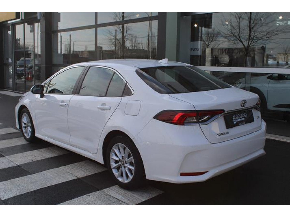 Toyota Corolla 1.5 Luna 