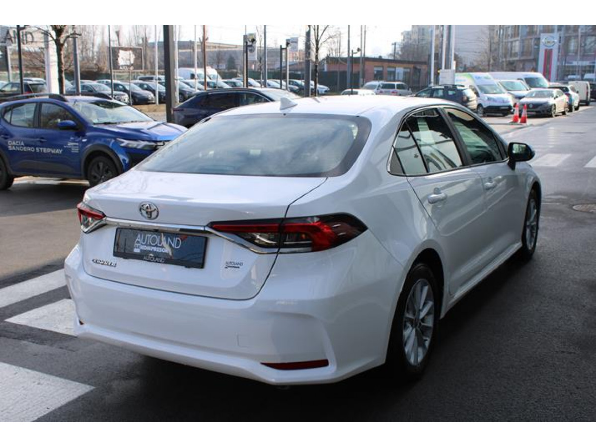 Toyota Corolla 1.5 Luna 