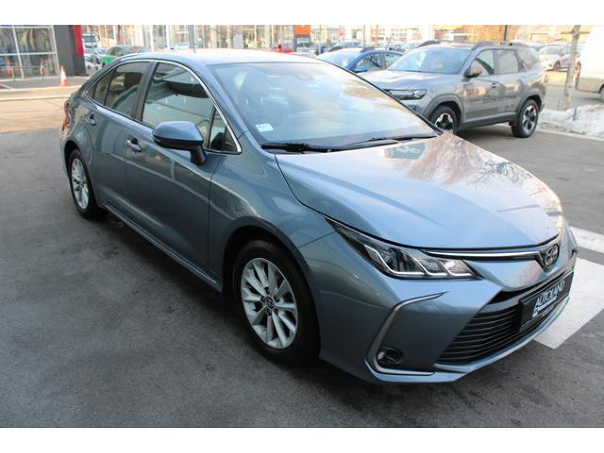 Toyota Corolla 1.5 Luna 