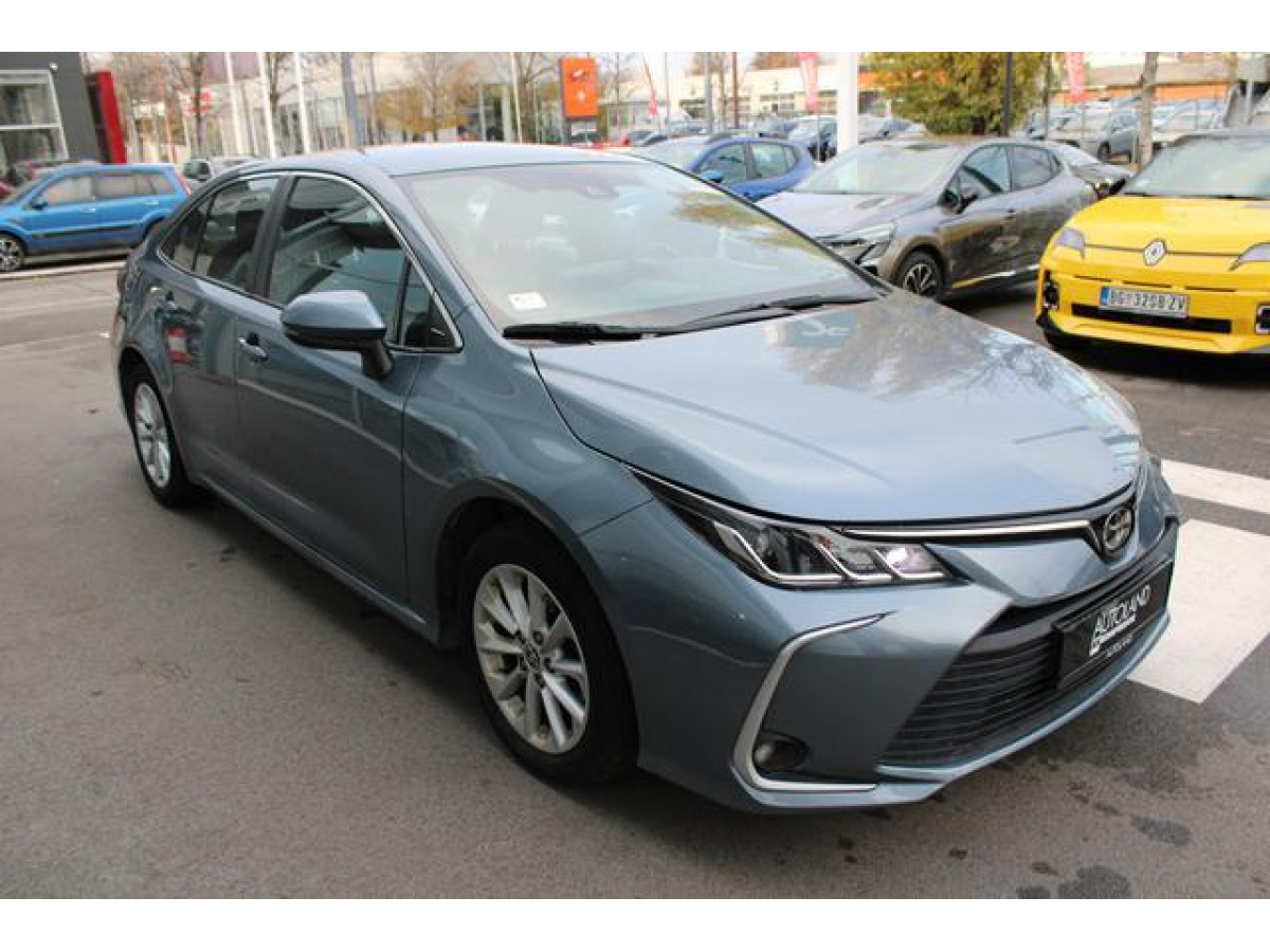 Toyota Corolla 1.5 Luna 