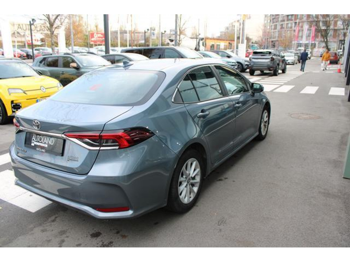 Toyota Corolla 1.5 Luna 