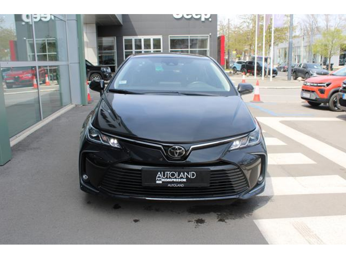Toyota Corolla 1.5 LUNA AUT 