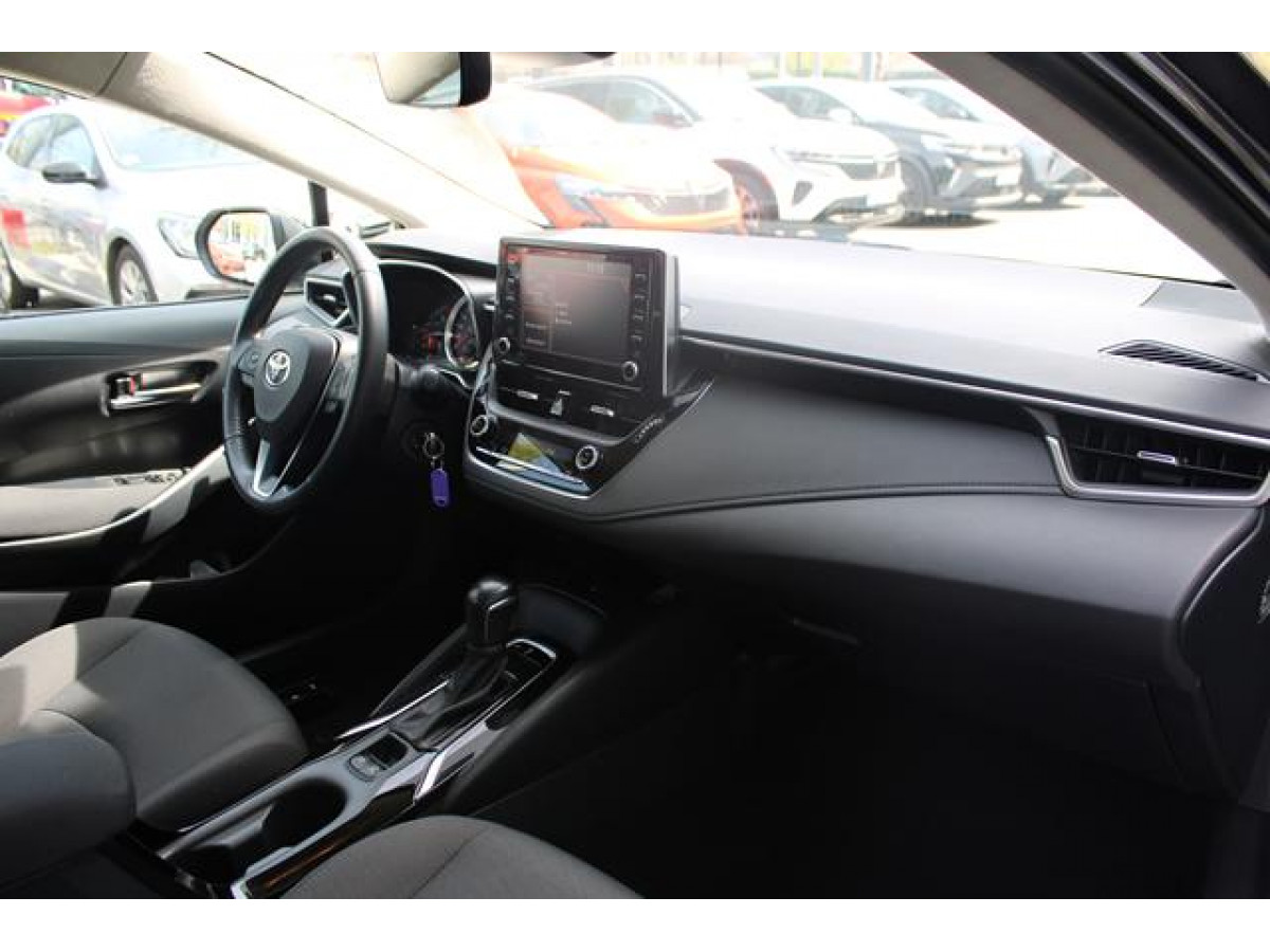 Toyota Corolla 1.5 LUNA AUT 