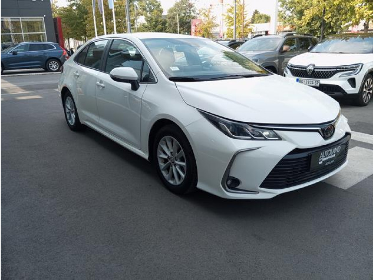 Toyota Corolla 1.5 Luna