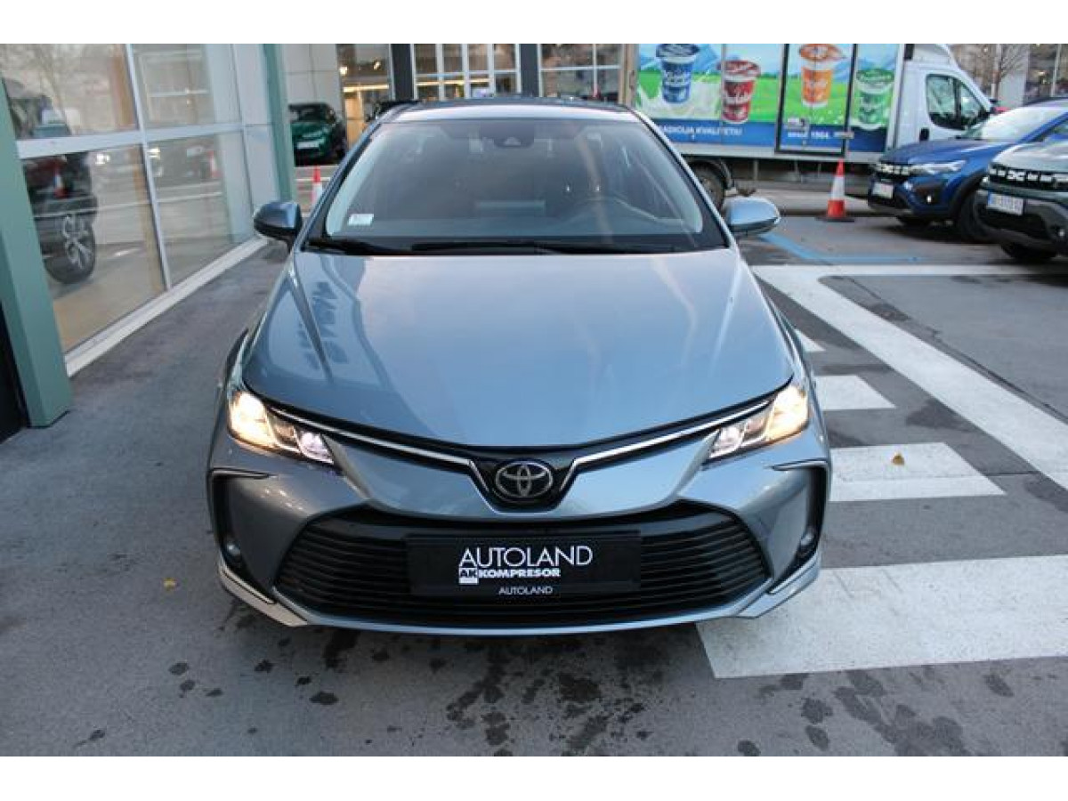 Toyota Corolla 1.5 Luna 