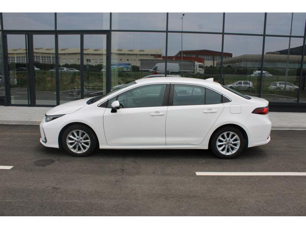 Toyota Corolla 1.5 Luna 