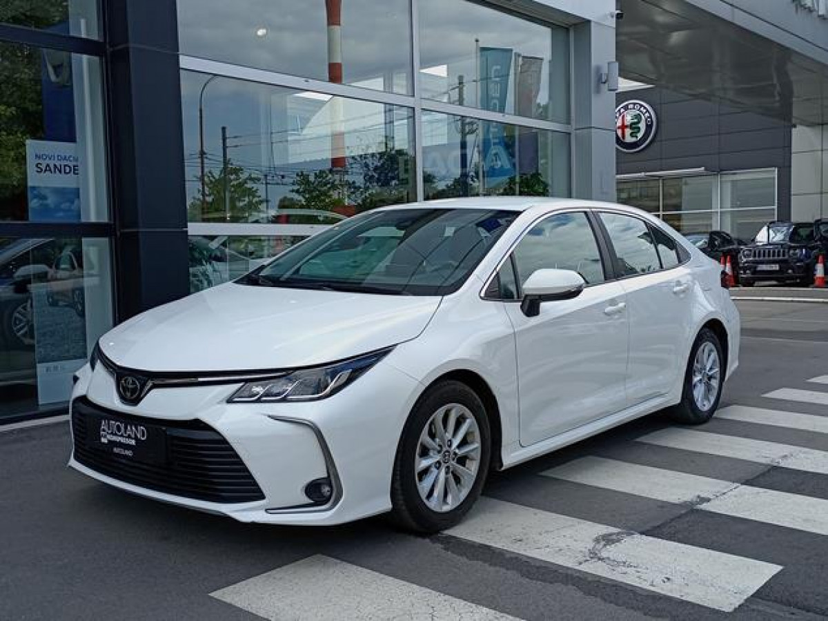 Toyota Corolla 1.5 Luna AUT