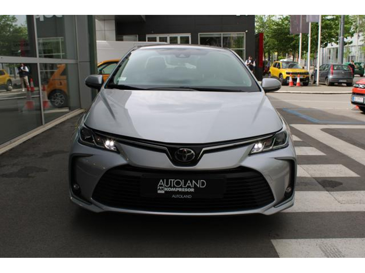 Toyota Corolla 1.5 Luna 