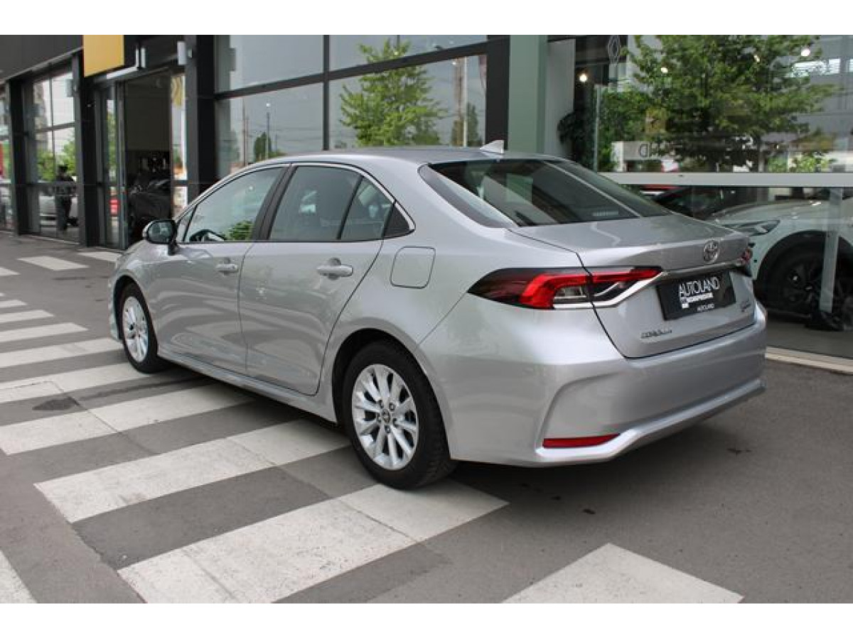 Toyota Corolla 1.5 Luna 