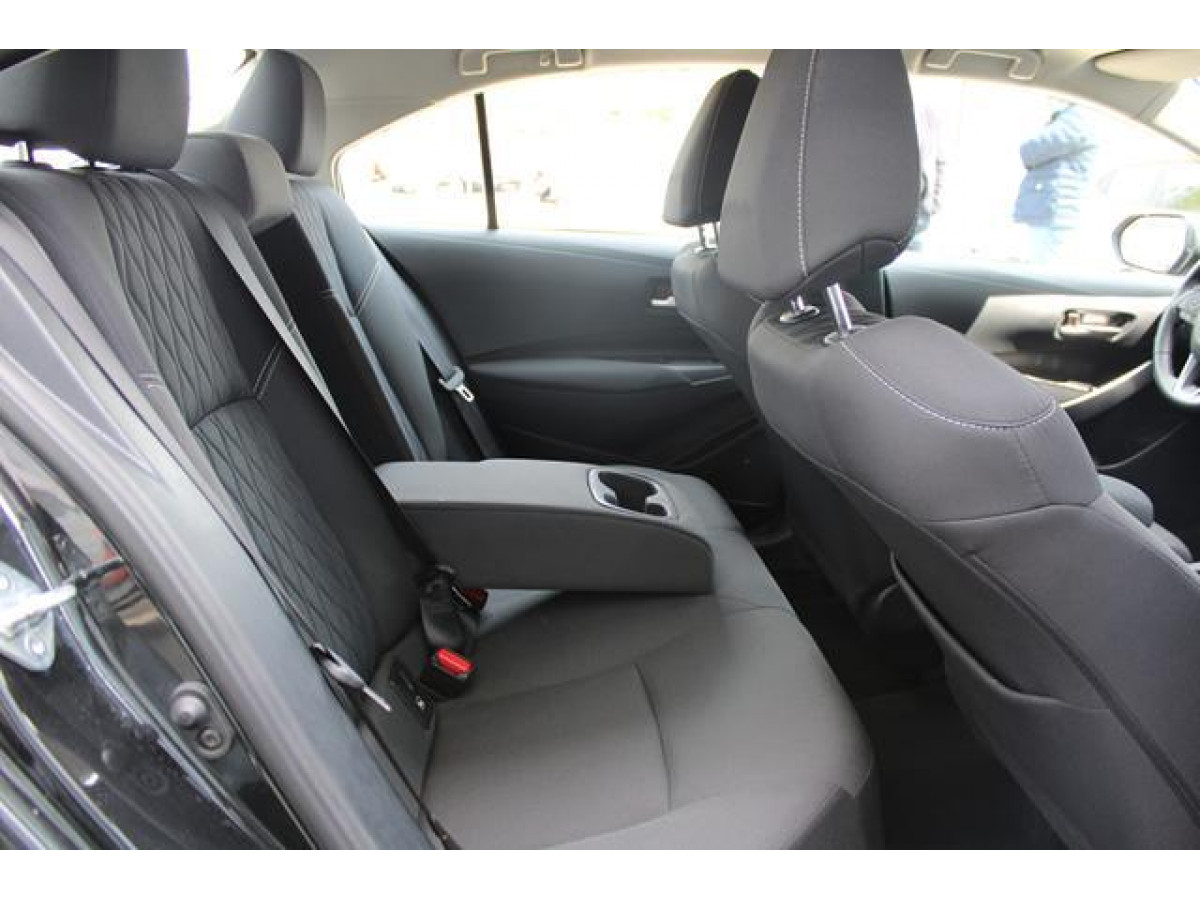 Toyota Corolla 1.5 LUNA AUT 
