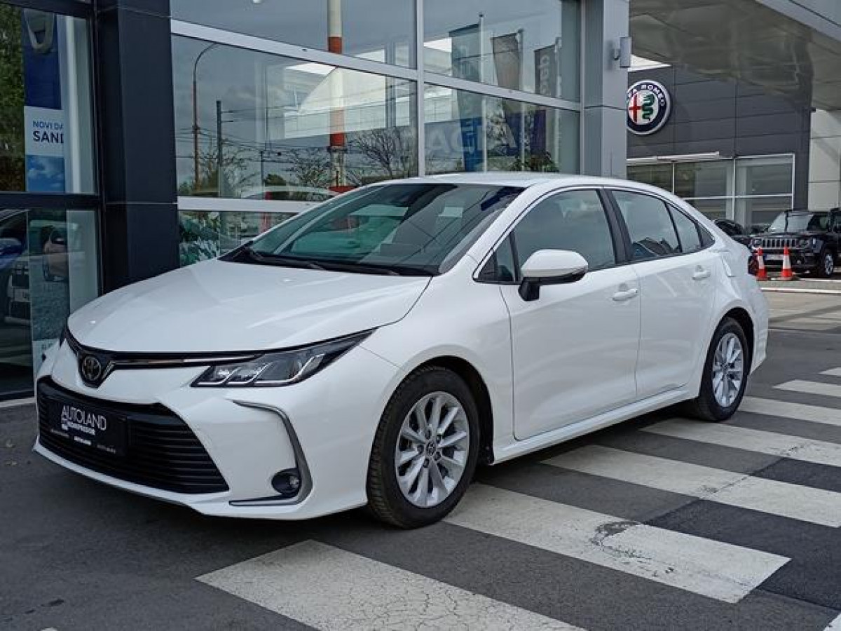 Toyota Corolla 1.5 Luna AUT