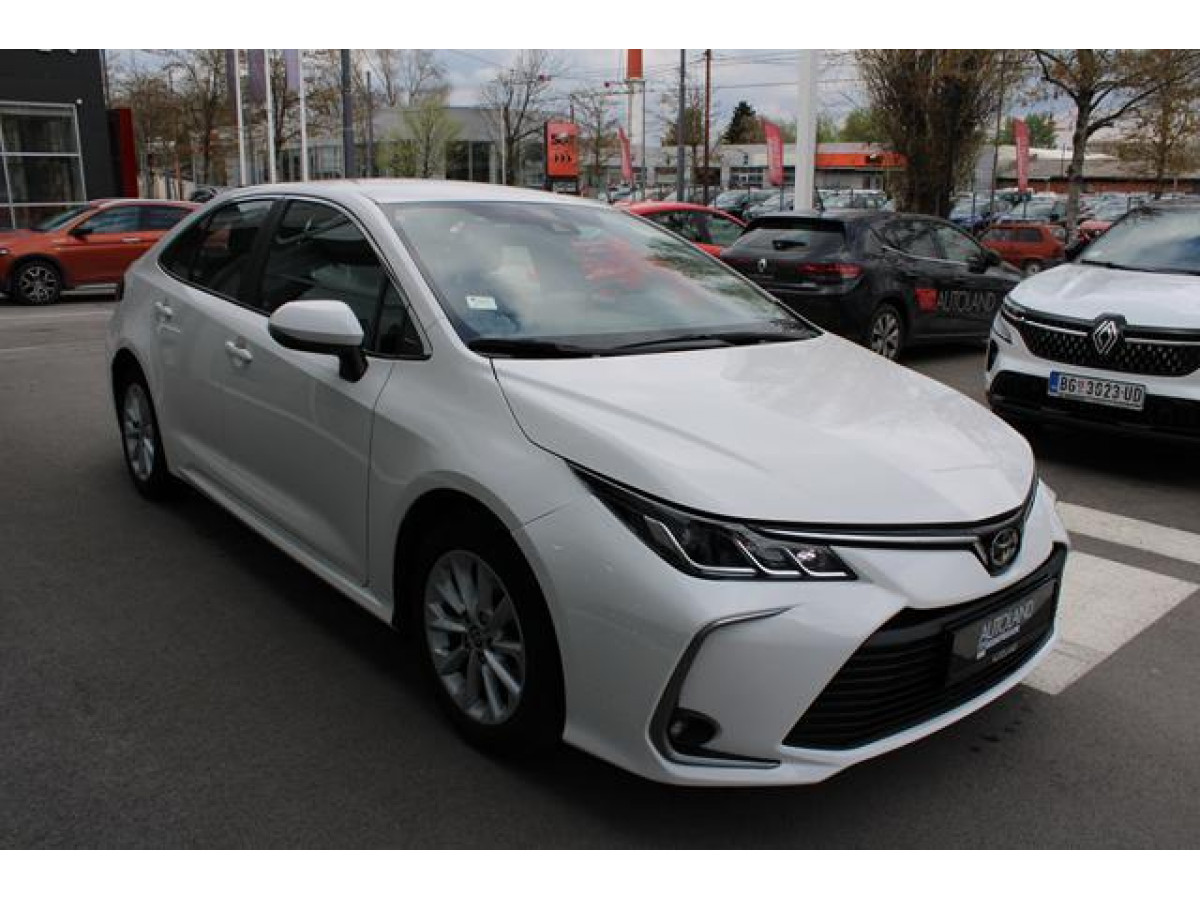 Toyota Corolla 1.5 Luna 