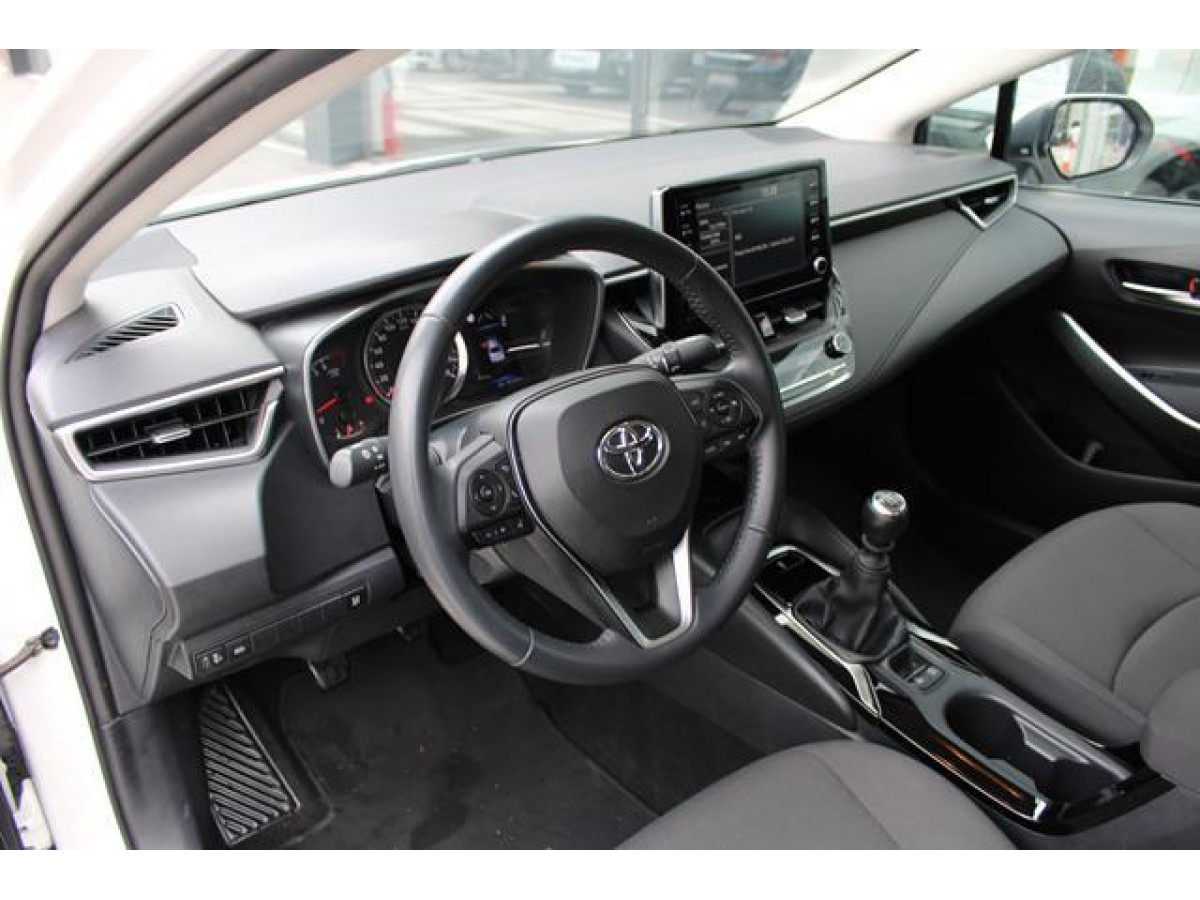 Toyota Corolla 1.5 Luna 