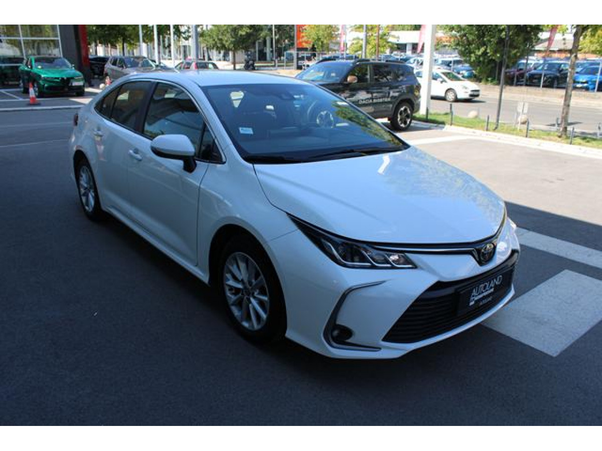 Toyota Corolla 1.5 Luna 