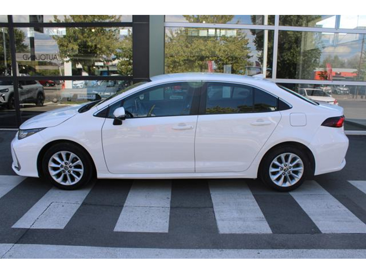 Toyota Corolla 1.5 Luna 