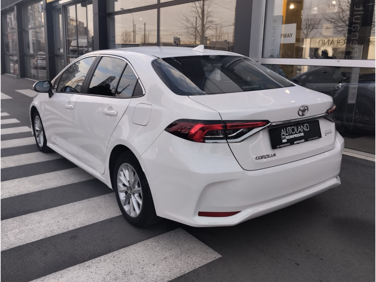 Toyota Corolla 1.5 Luna AUT