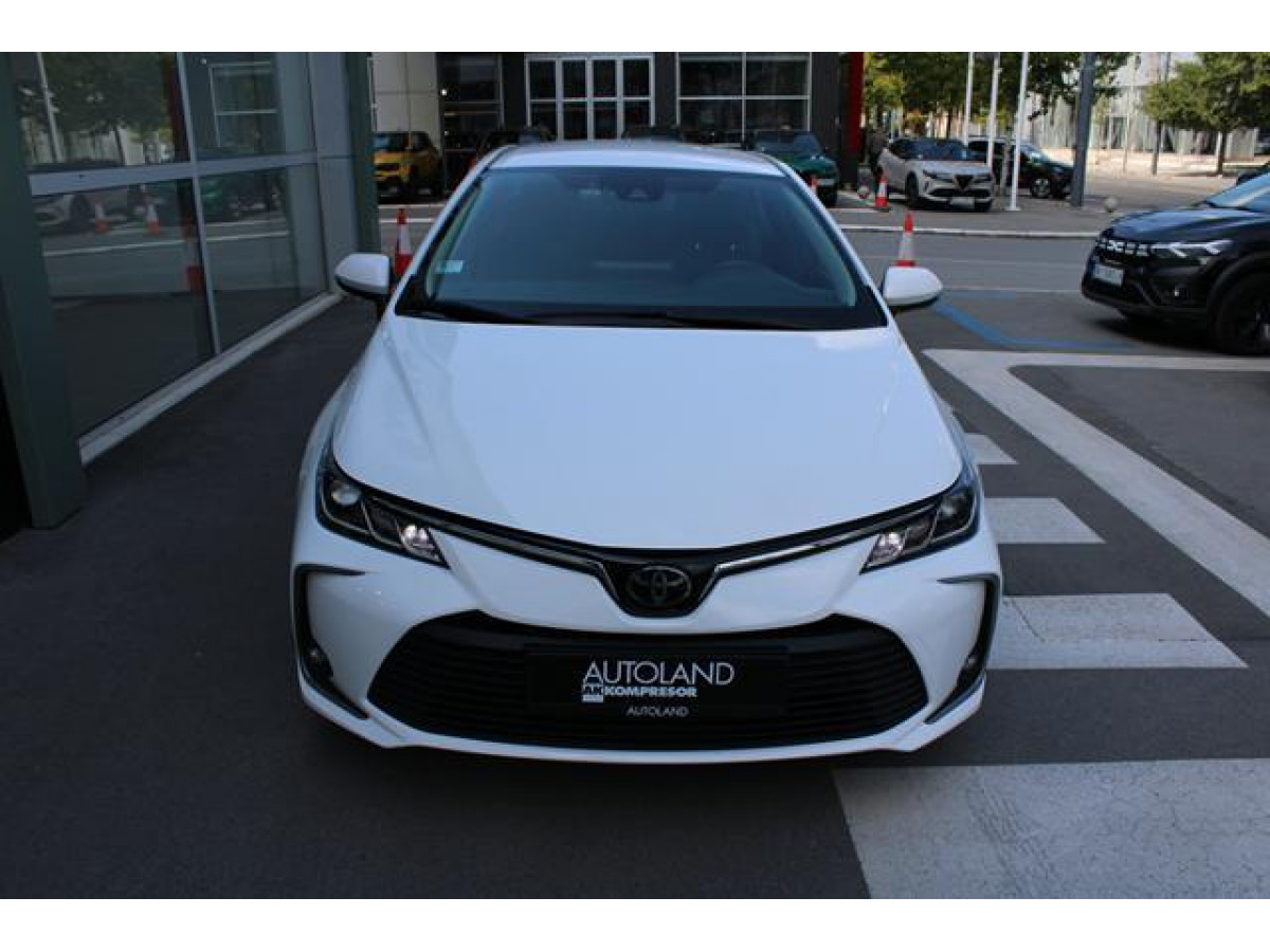 Toyota Corolla 1.5 Luna 