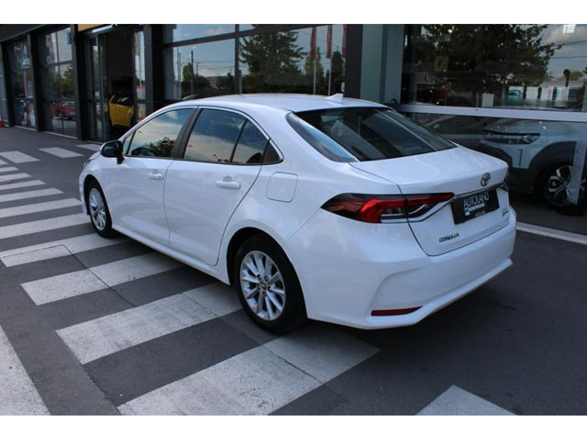 Toyota Corolla 1.5 Luna 