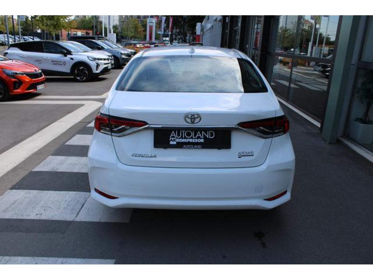 Toyota Corolla 1.5 Luna 