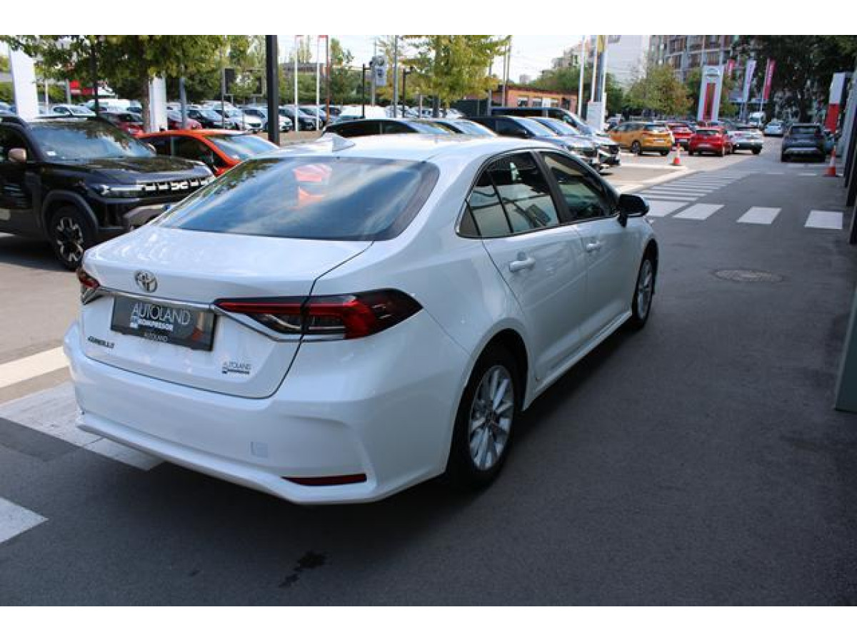 Toyota Corolla 1.5 Luna 