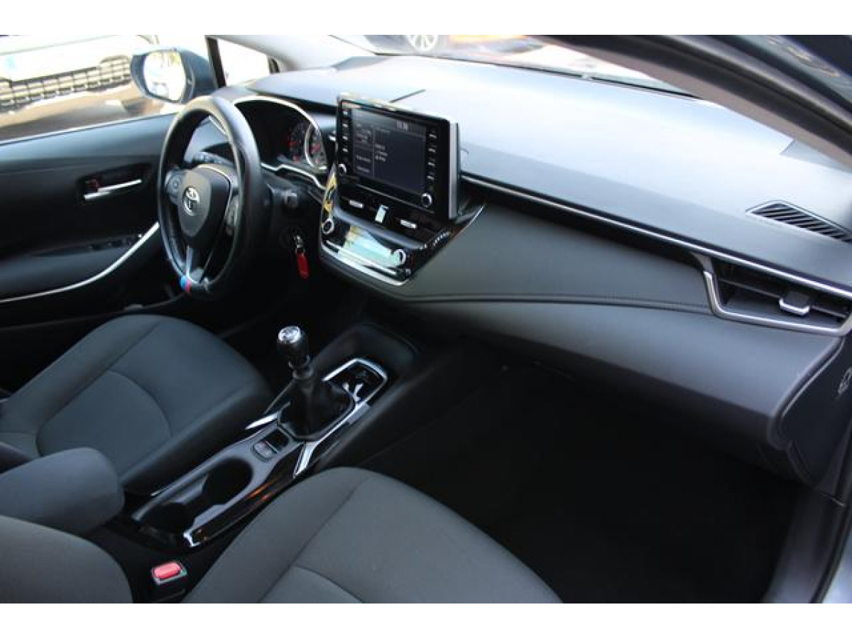 Toyota Corolla 1.6 LUNA 