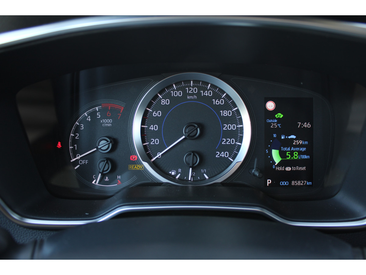 Toyota Corolla 1.8 Hyb. AUT 