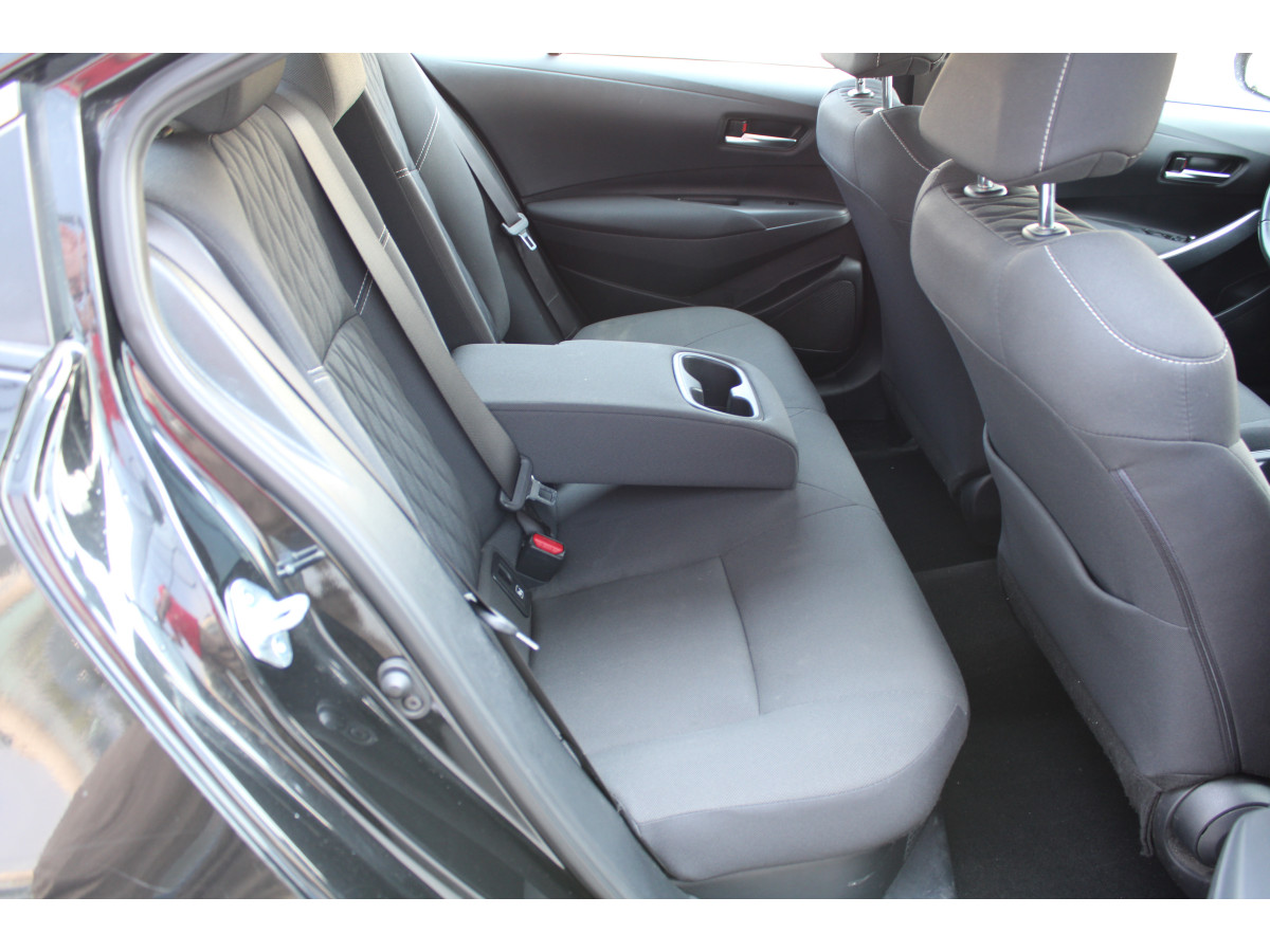 Toyota Corolla 1.8 Hyb. AUT 