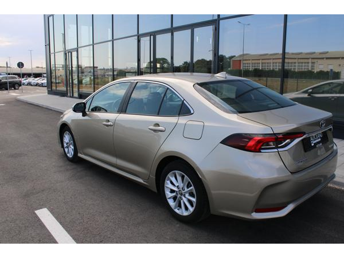 Toyota Corolla 1.8 Hyb. AUT 