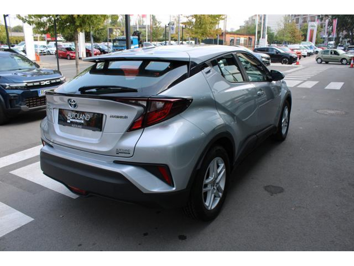 Toyota C-HR 1.8 HYBRID AUT 