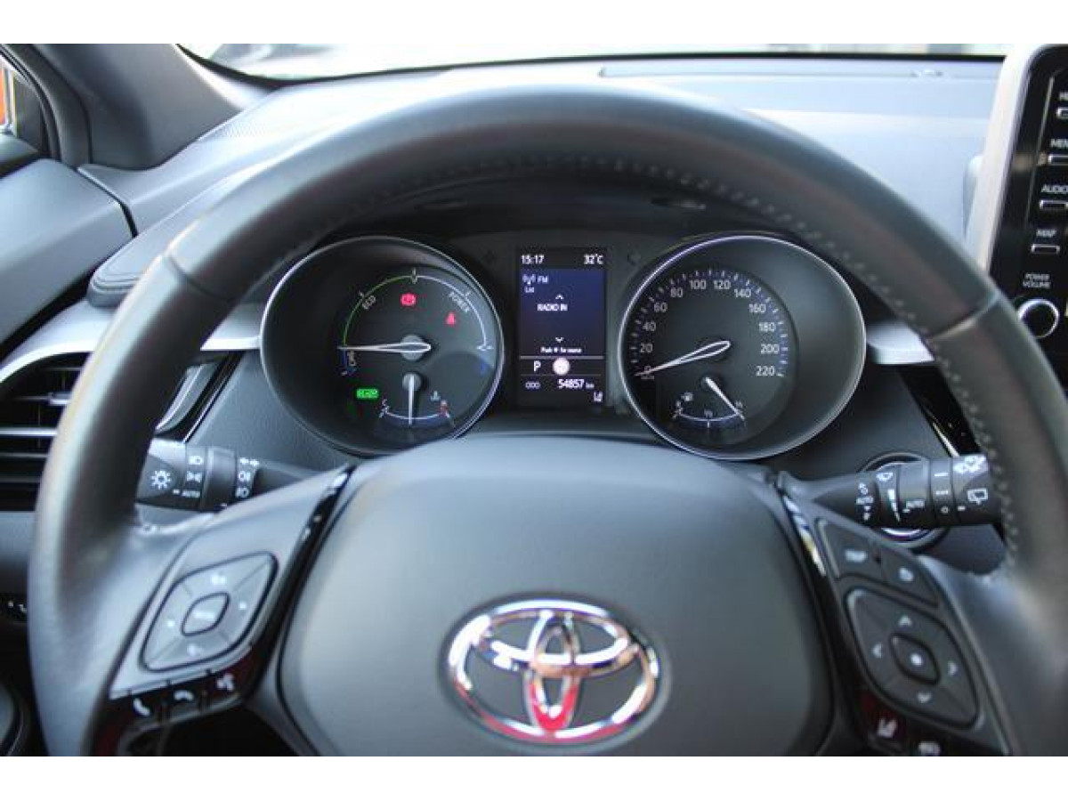 Toyota C-HR 1.8 HYBRID AUT 