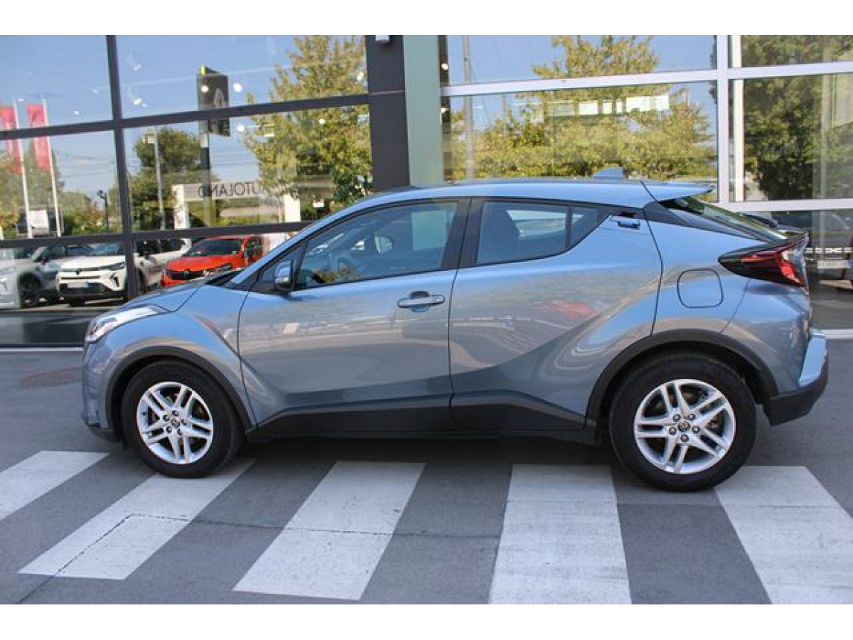 TOYOTA C-HR 1.8 HYBRID 