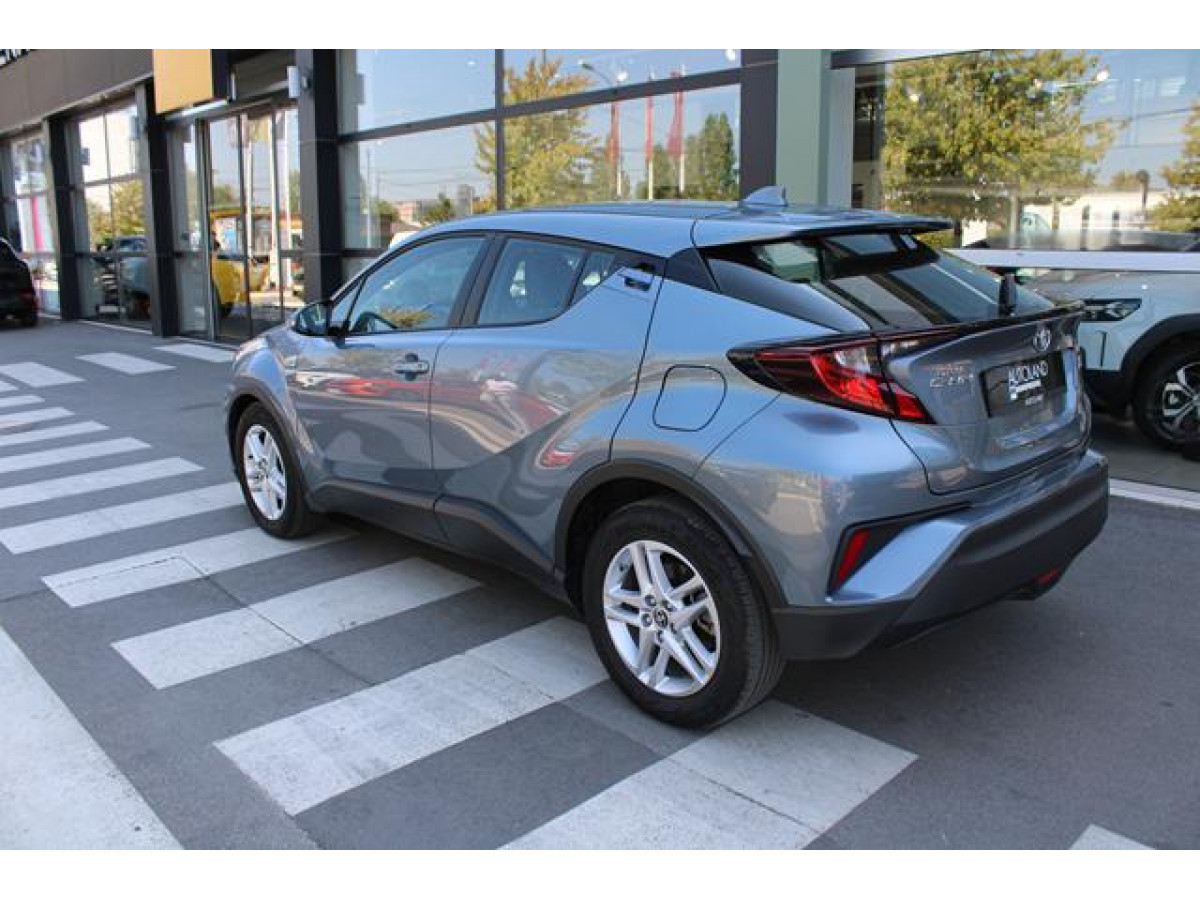 TOYOTA C-HR 1.8 HYBRID 