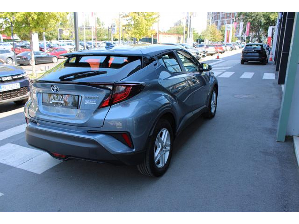 TOYOTA C-HR 1.8 HYBRID 