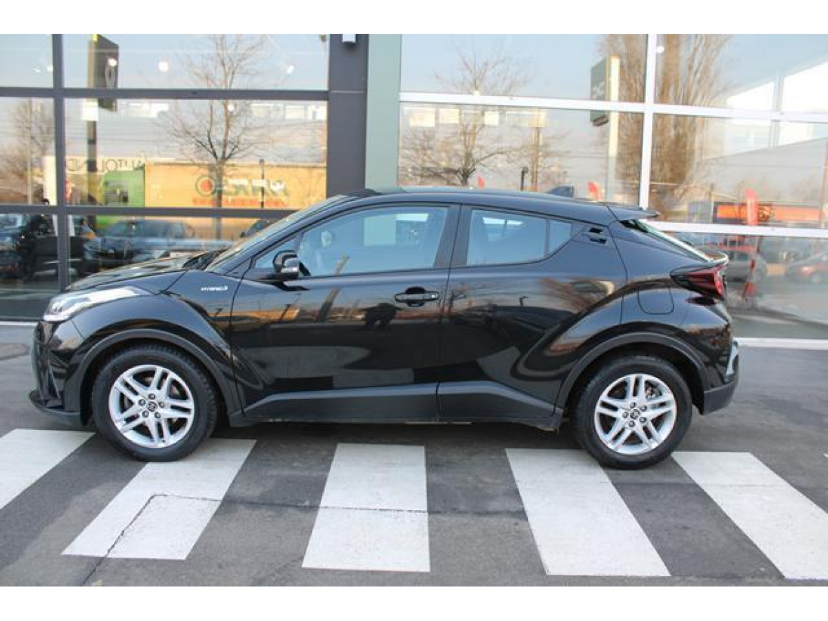 Toyota C-HR 1.8 HYBRID AUT 