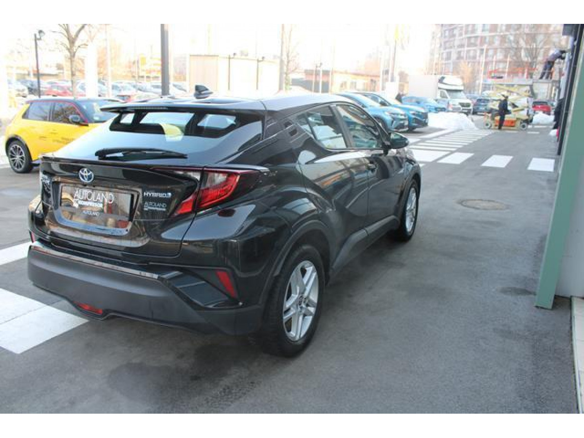 Toyota C-HR 1.8 HYBRID AUT 
