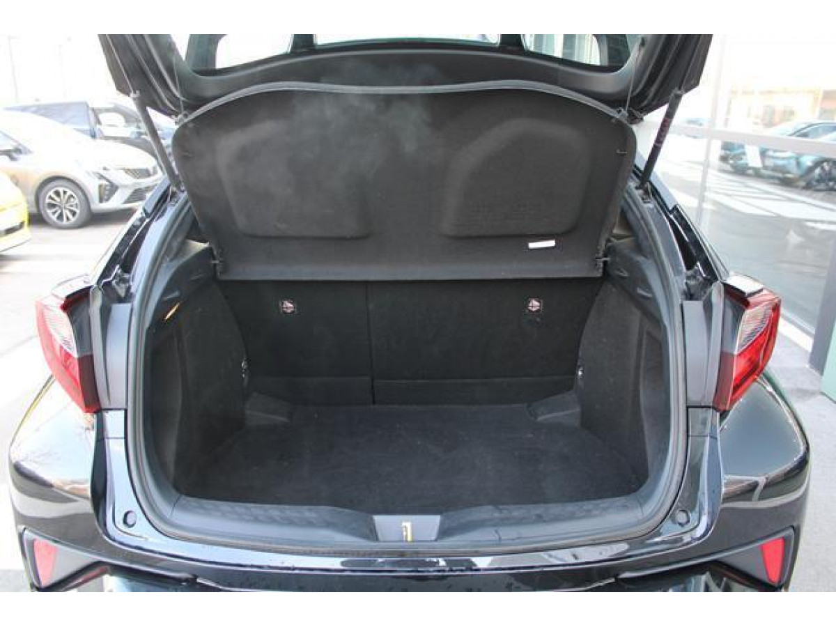 Toyota C-HR 1.8 HYBRID AUT 