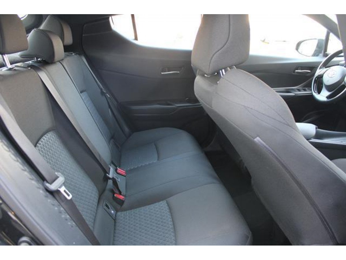 Toyota C-HR 1.8 HYBRID AUT 