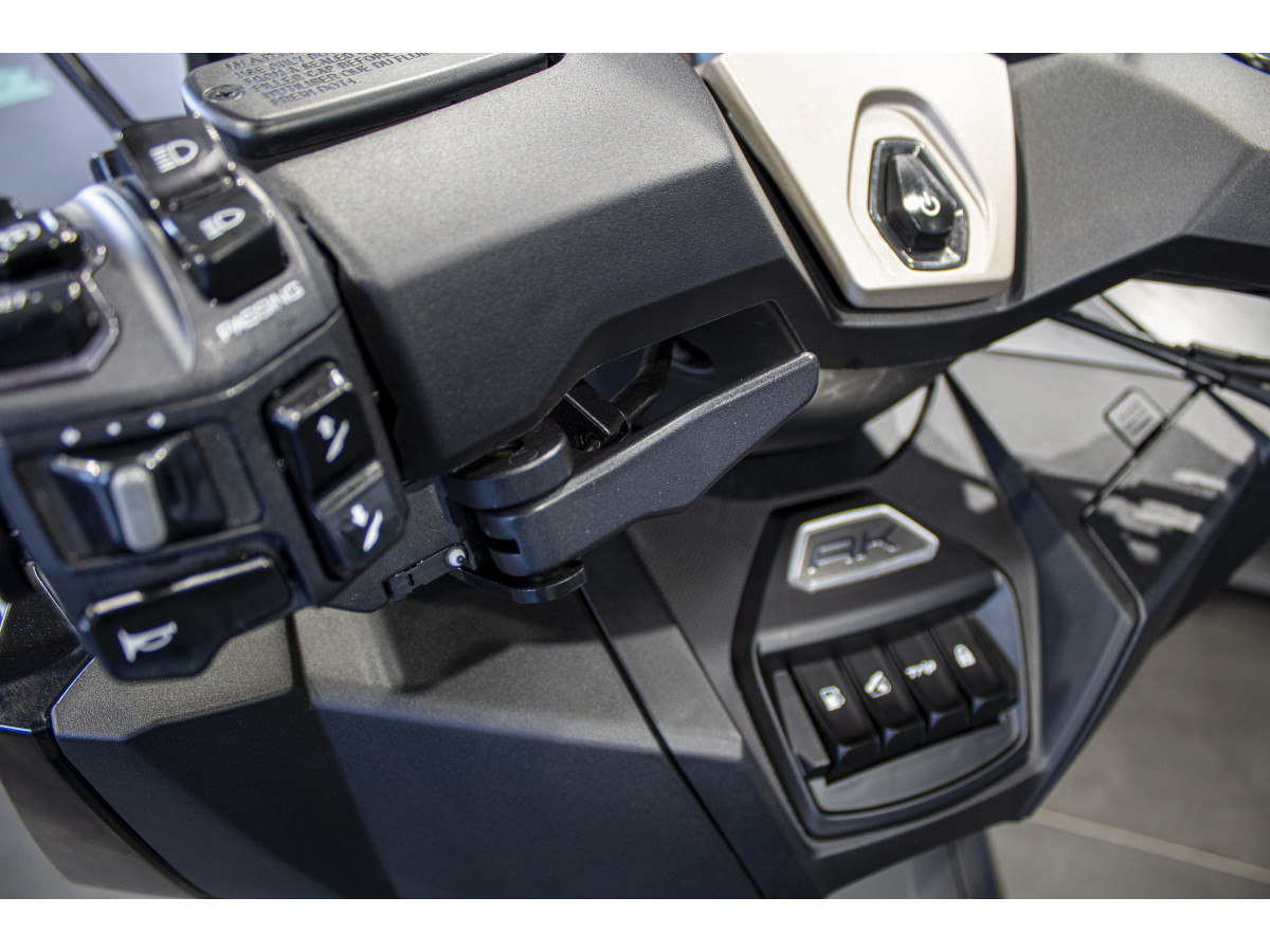 Kymco AK 575 PREMIUM 