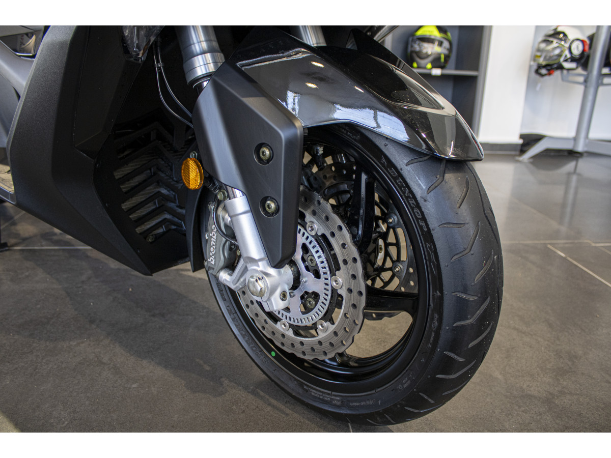 Kymco AK 575 PREMIUM 