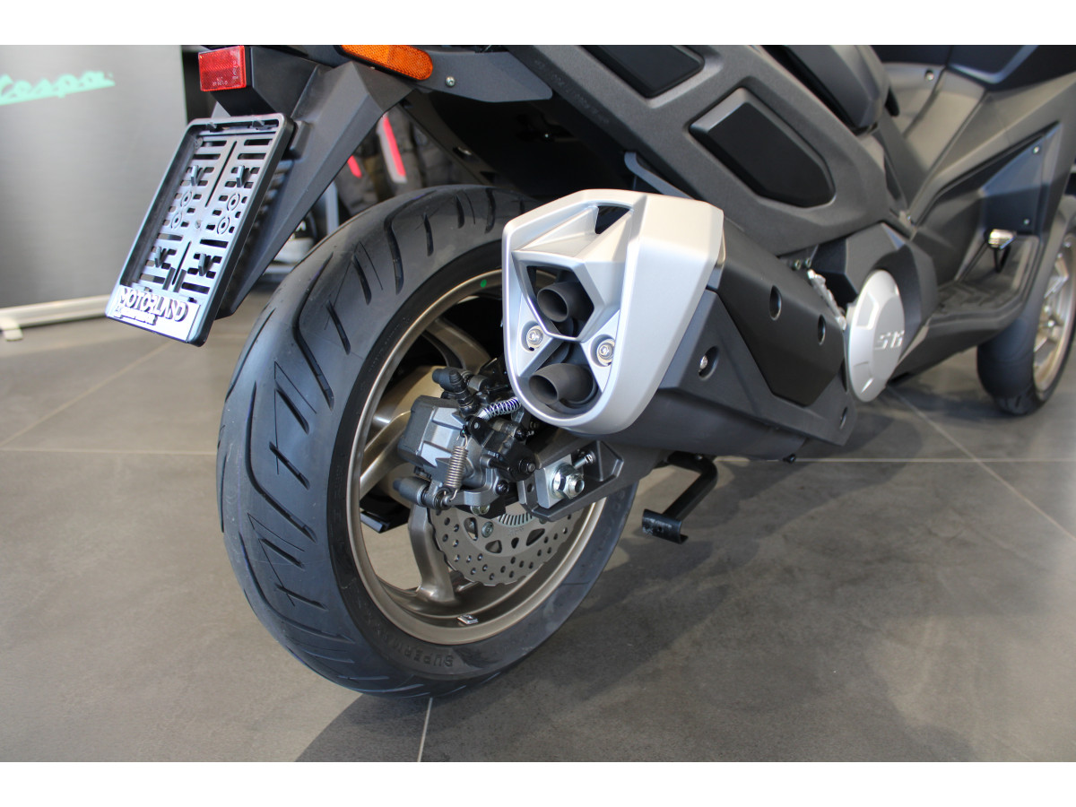 Kymco CV3 575 