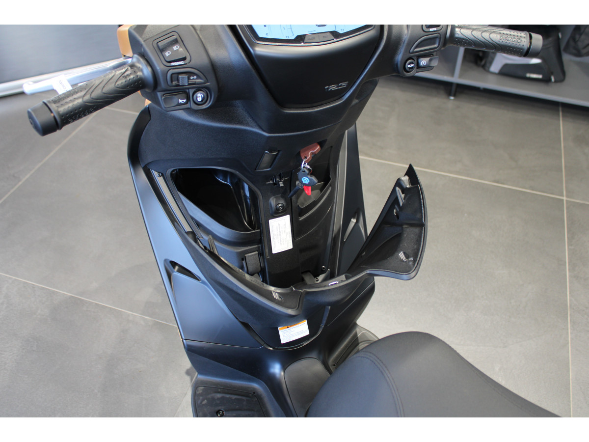 Piaggio Medley 125 Sport 