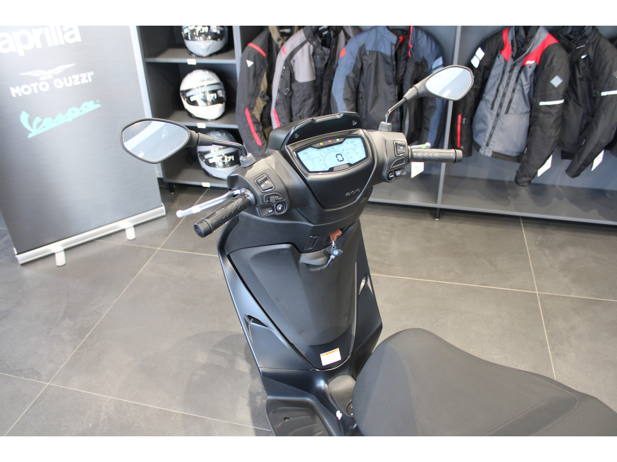 Piaggio Medley 200 Sport 