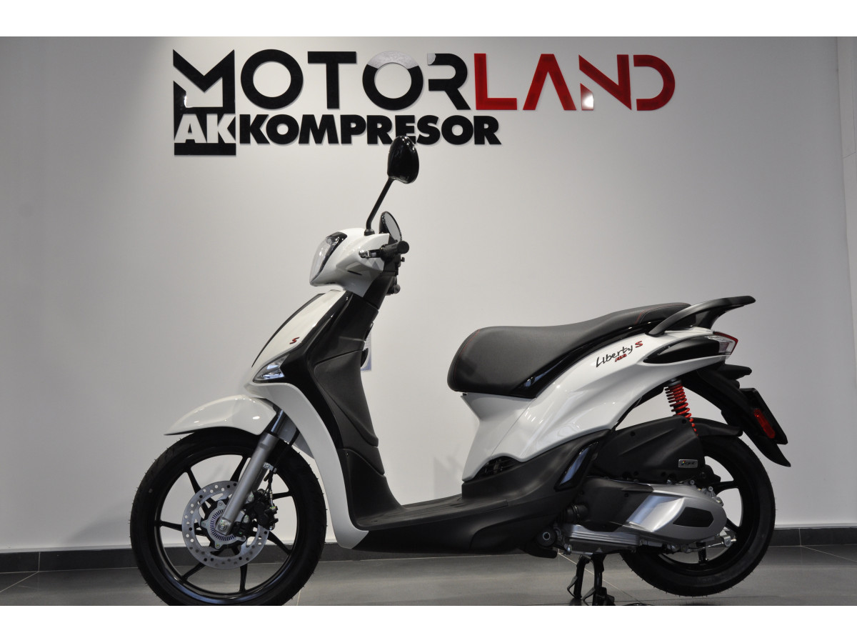 Piaggio Liberty S 125 