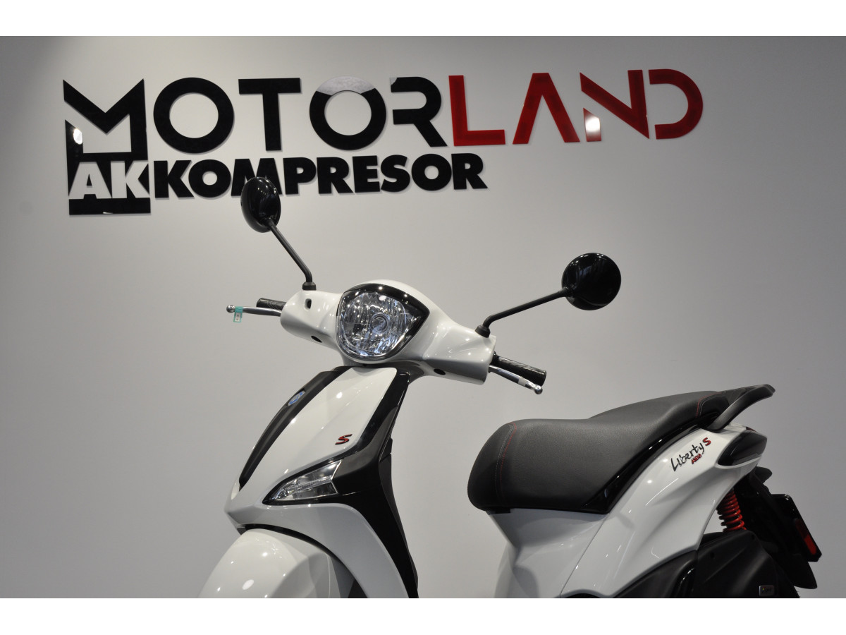 Piaggio Liberty S 125 