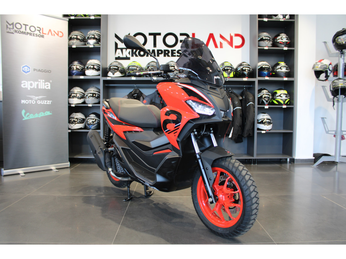 Aprilia SR GT 200 Sport 