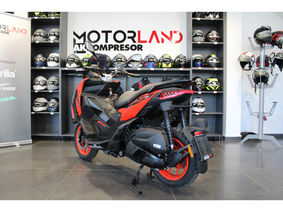 Aprilia SR GT 200 Sport 